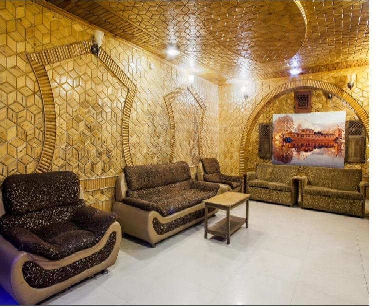 Butterfly Hotel Srinagar  Ngoại thất bức ảnh